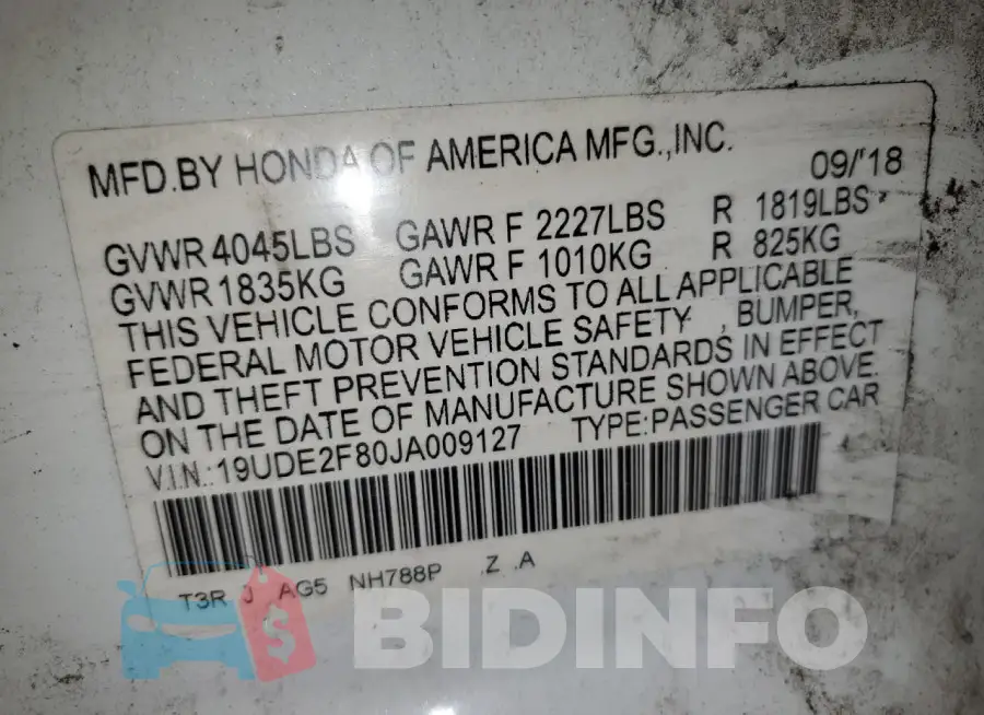 19UDE2F80JA009127 Photo# 12