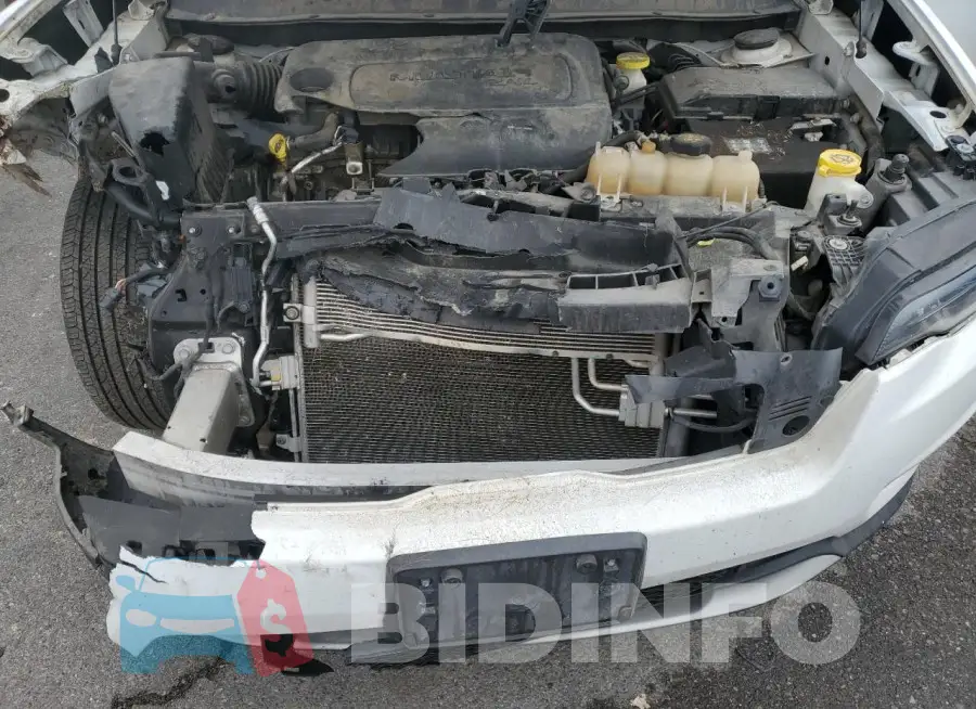 1C4PJLDB0LD652462 Photo# 12