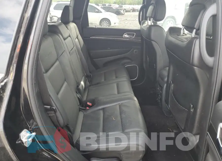 1C4RJFJG1JC102524 Photo# 10