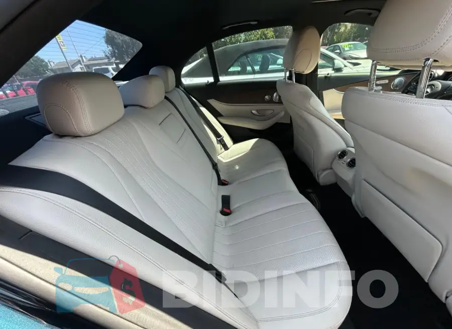 WDDZF4JB6HA178987 Photo# 6