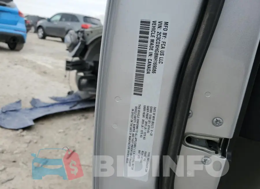 2C3CDXHG8NH169086 Photo# 13