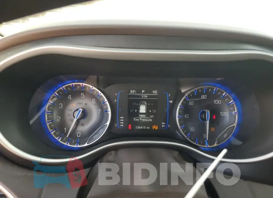 2C4RC1FG7LR129873 Photo# 9