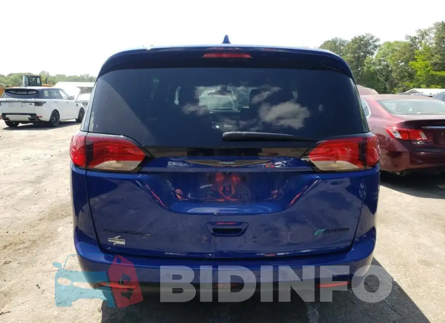 2C4RC1L79LR288172 Photo# 6