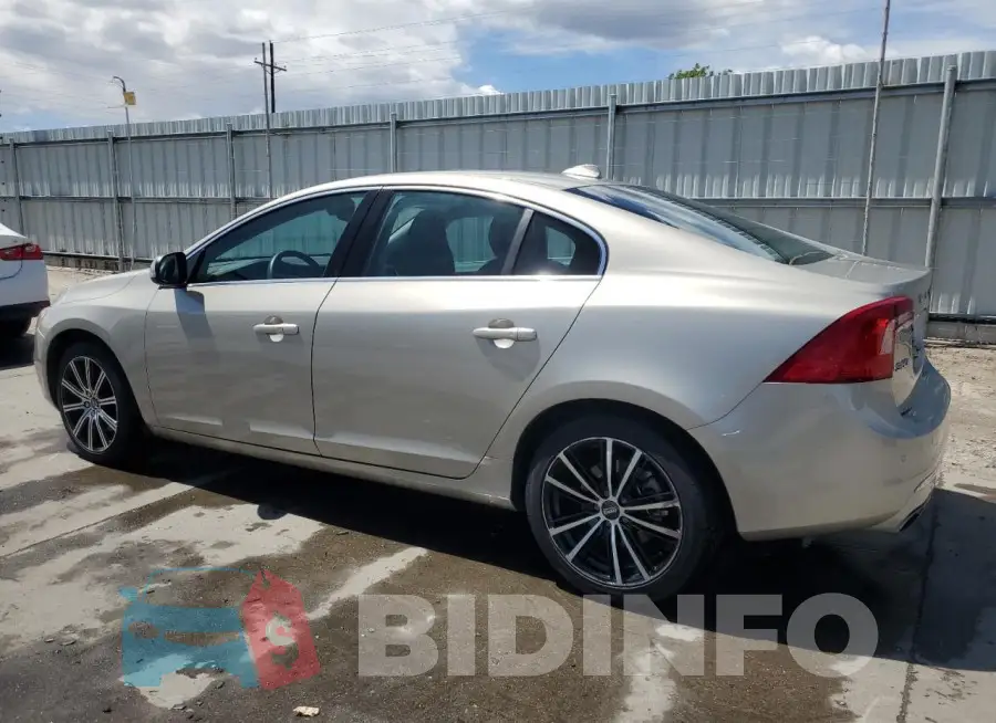 LYV402TK7HB145920 Photo# 2