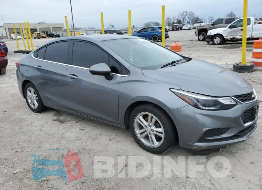 1G1BE5SM9J7193144 Photo# 4