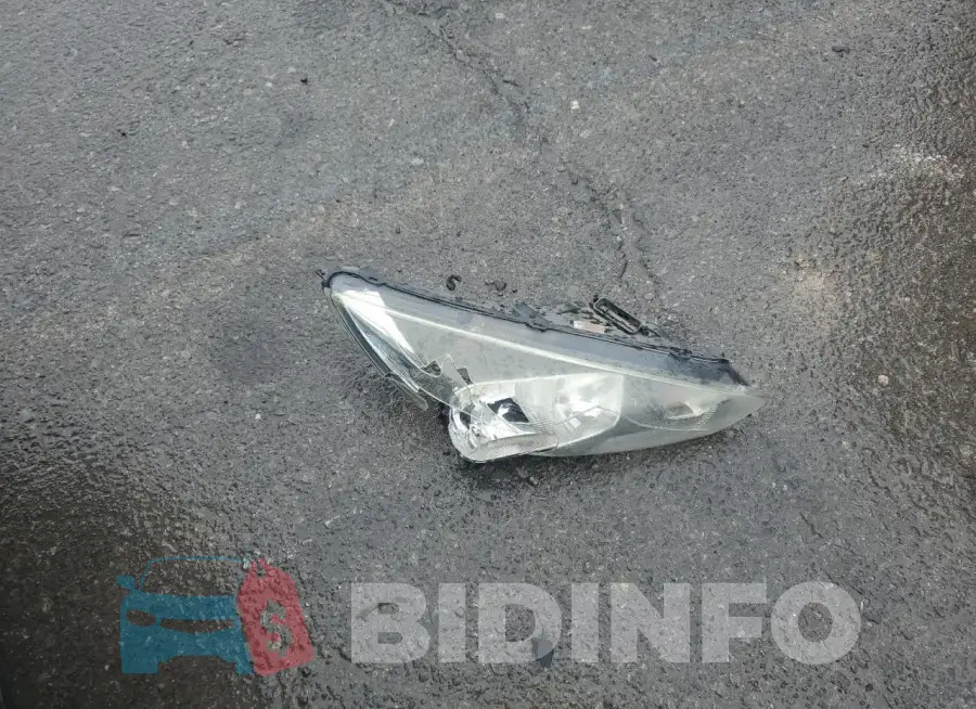 1FADP3E20GL200867 Photo# 12