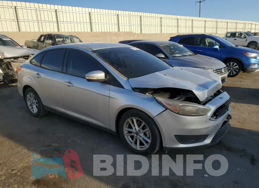 1FADP3F23GL340992 Photo# 4