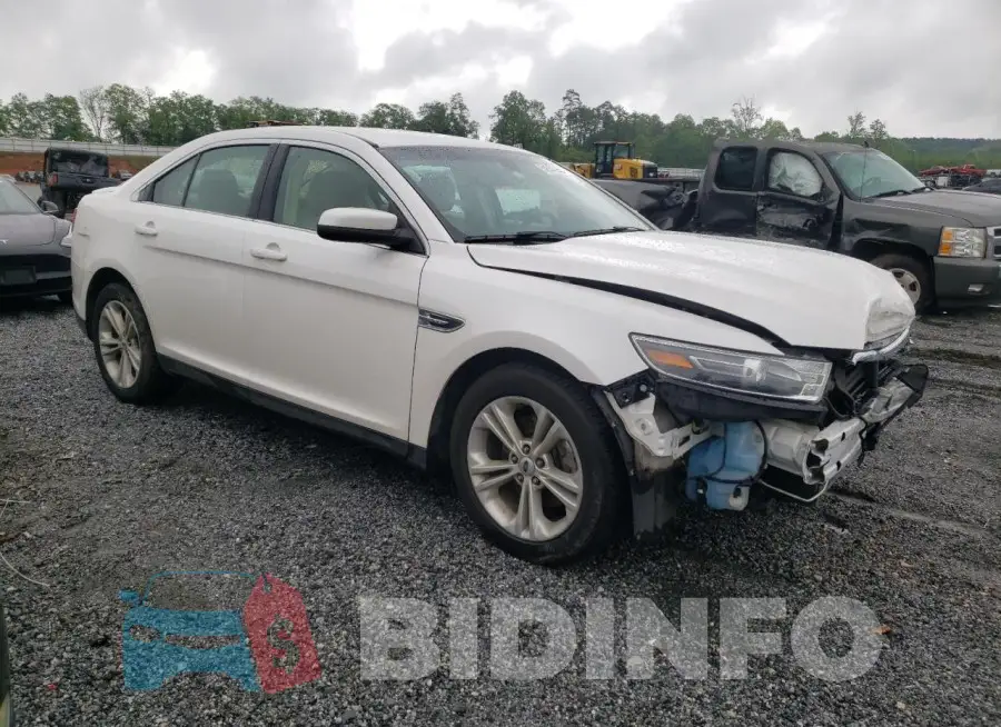 1FAHP2E82GG139899 Photo# 4