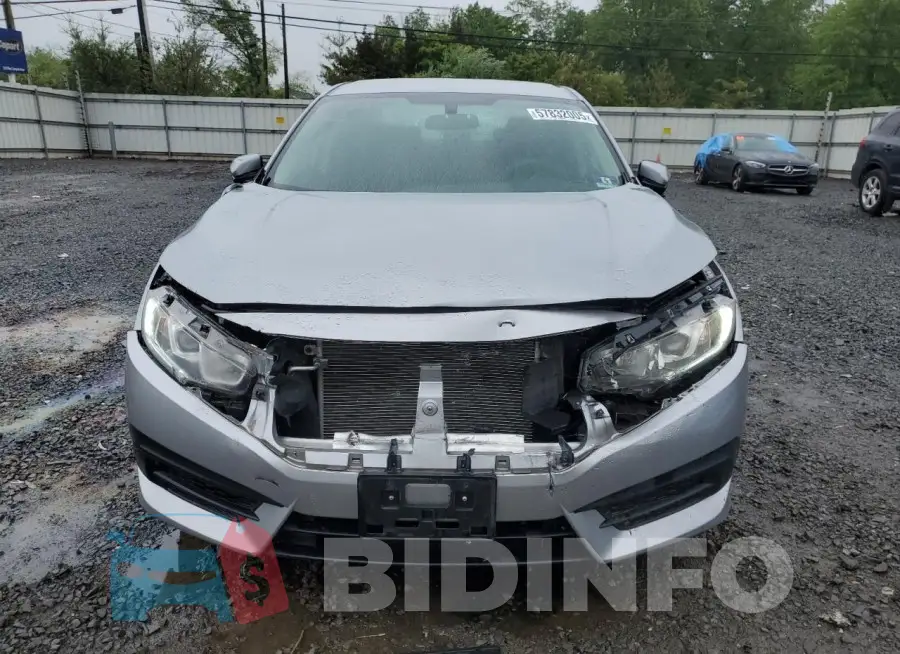 19XFC2F50HE224050 Photo# 5