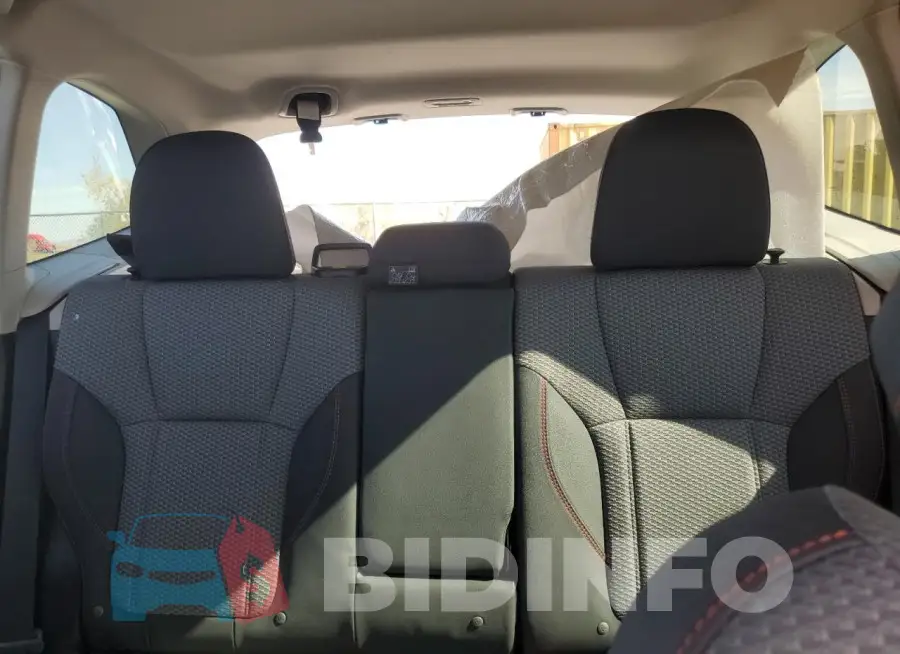 JF2SKAGC7RH400436 Photo# 10