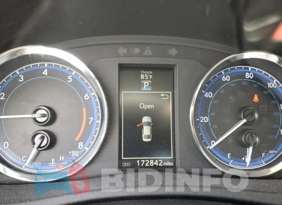 2T1BURHE6HC896744 Photo# 9