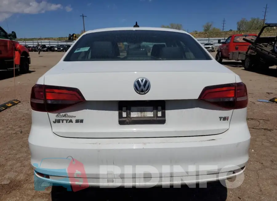 3VWD67AJ2GM316567 Photo# 6