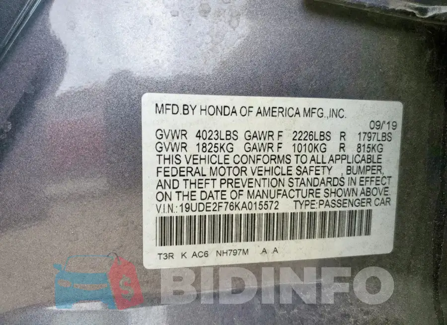 19UDE2F76KA015572 Photo# 12