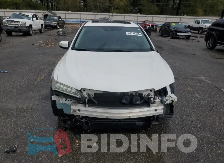 19UUB2F57GA005034 Photo# 5