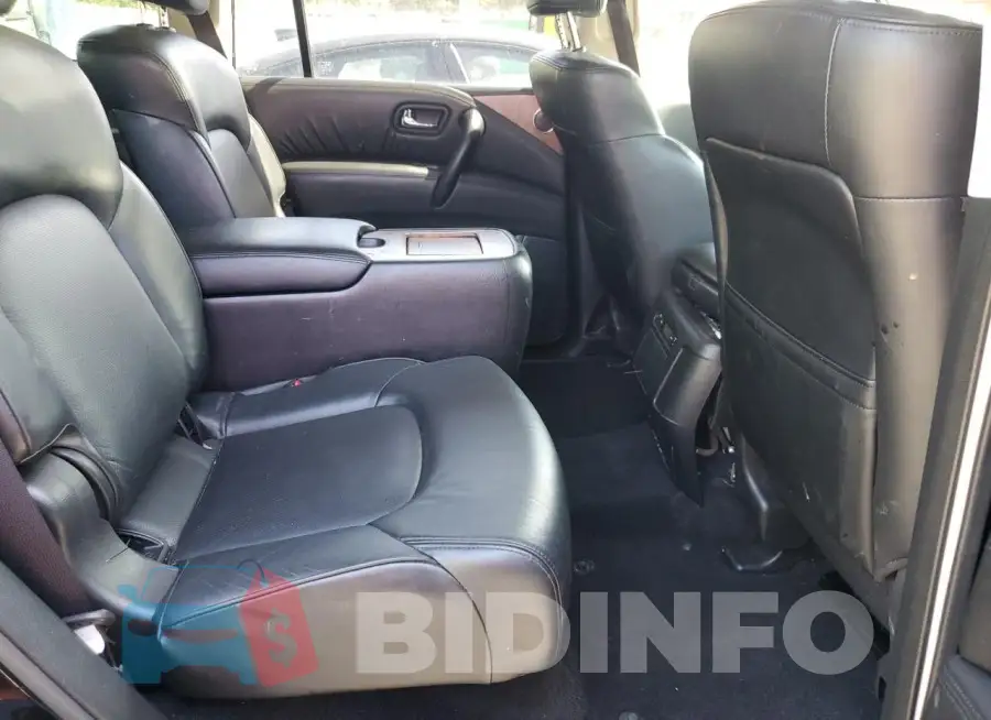 JN8AY2BB9M9795028 Photo# 11