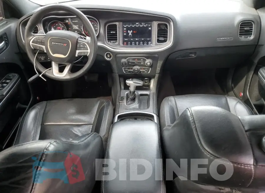 2C3CDXJG1HH582174 Photo# 8
