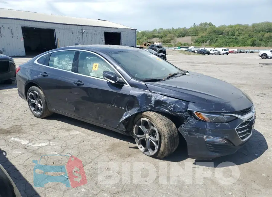 1G1ZD5ST3PF112551 Photo# 4