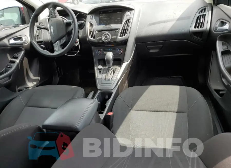 1FADP3M28HL276131 Photo# 8