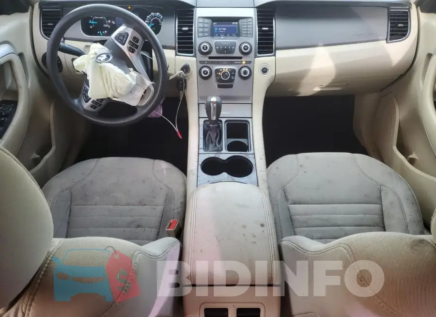 1FAHP2D82HG132440 Photo# 8