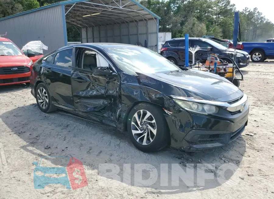 19XFC2F74GE064982 Photo# 4