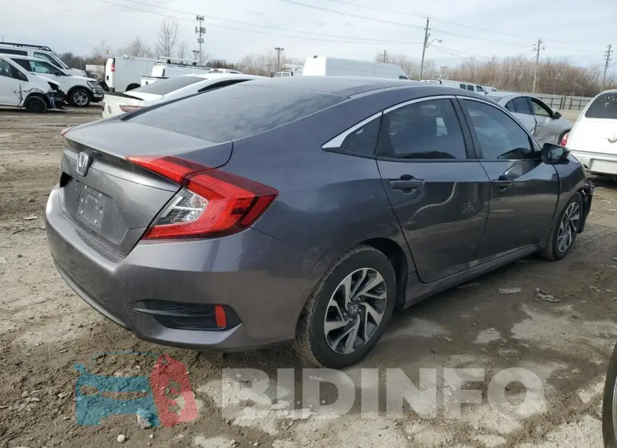 19XFC2F85GE092198 Photo# 3