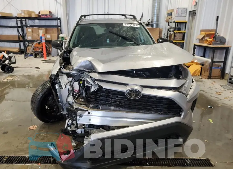 2T3F1RFV8LC071317 Photo# 5