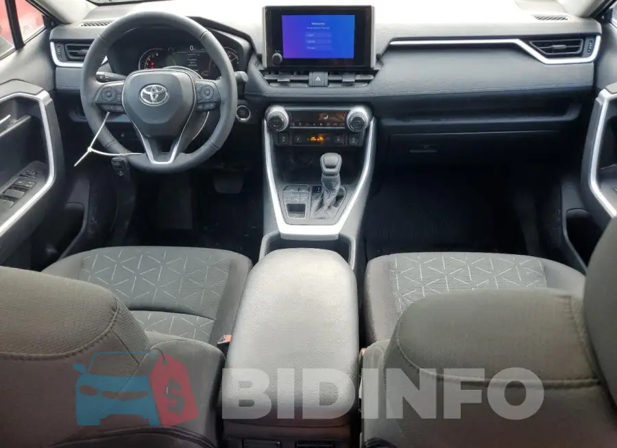 2T3P1RFV8RC410574 Photo# 8