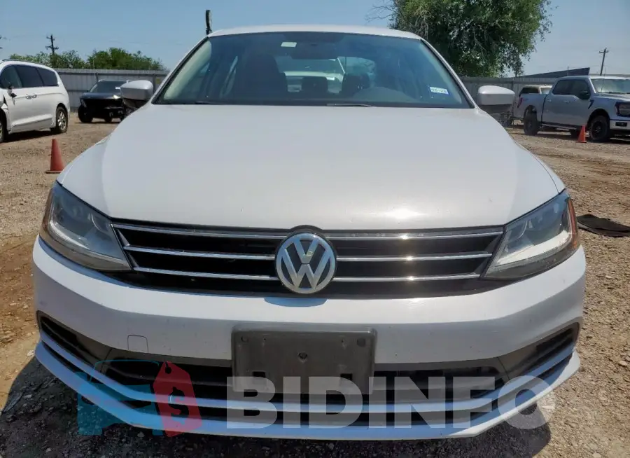 3VW2B7AJ5HM370563 Photo# 5