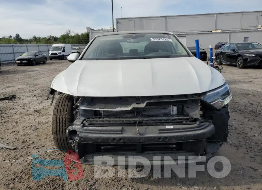 3VW7M7BU2RM061837 Photo# 5