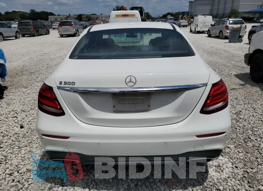 WDDZF4JB4HA237440 Photo# 6
