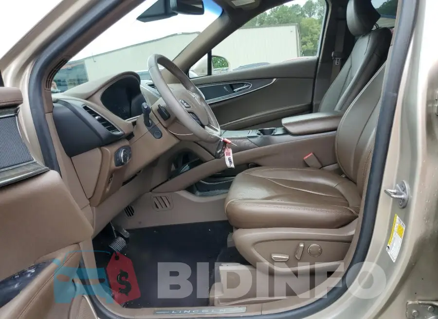 2LMPJ8LP3HBL29739 Photo# 7