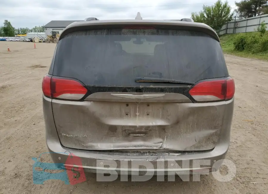 2C4RC1EG4HR599528 Photo# 6