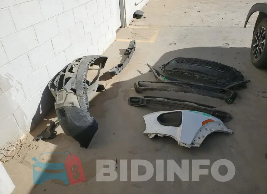 KL79MSSL4PB182330 Photo# 13