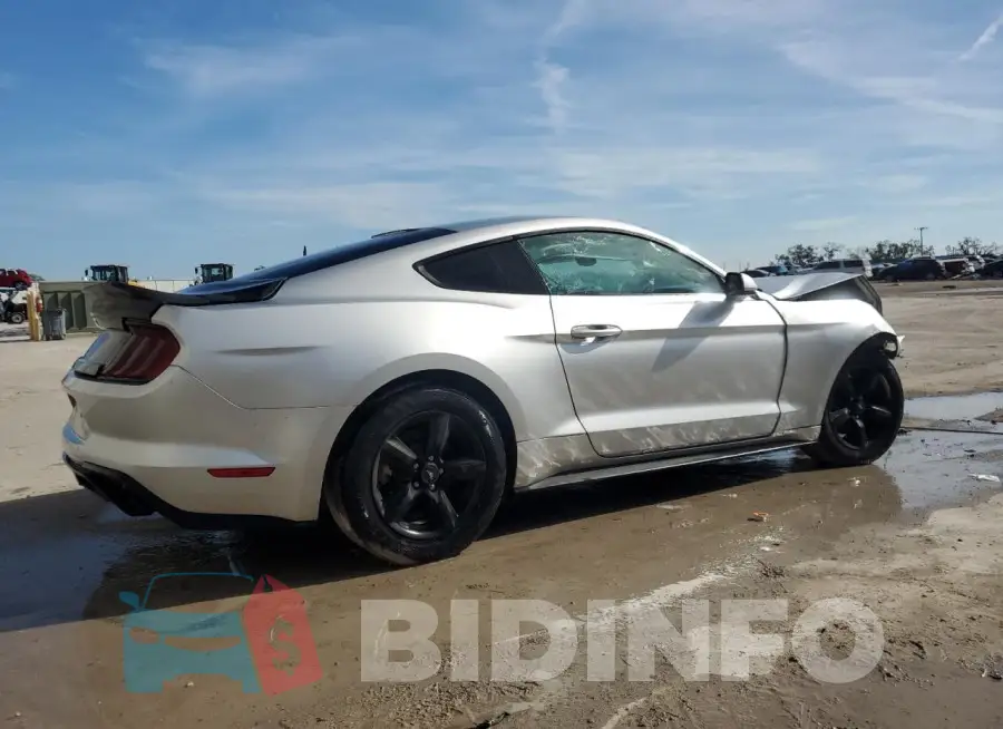1FA6P8TH4J5145980 Photo# 3