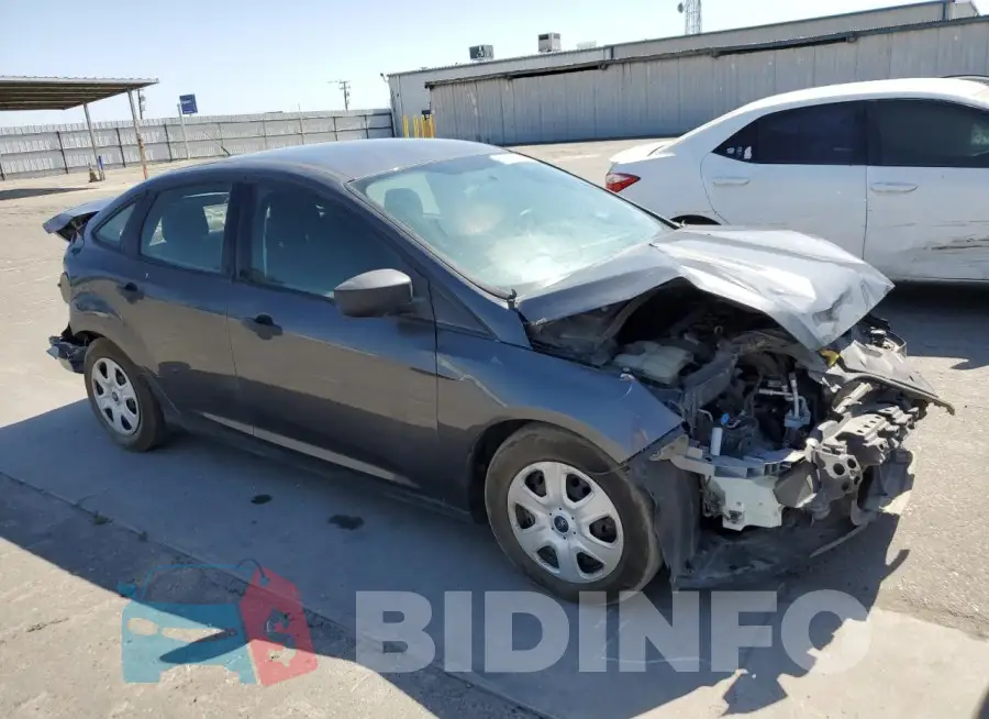1FADP3E23JL241405 Photo# 4