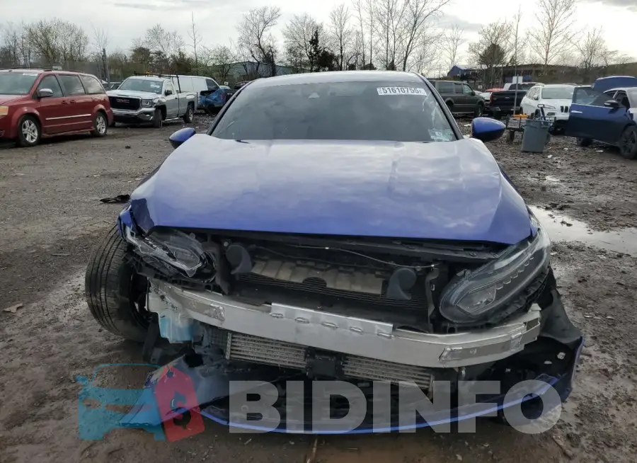 1HGCV1F37KA153639 Photo# 5