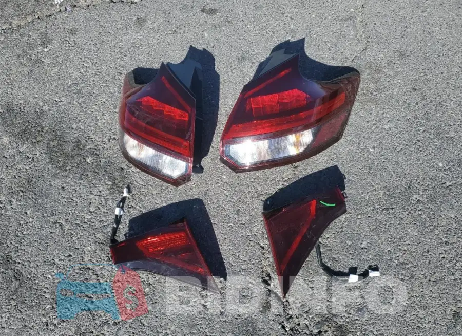 3N1CP5CV3NL493876 Photo# 13