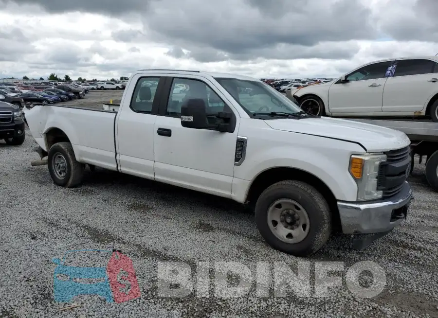 1FT7X2A62HEB67273 Photo# 4