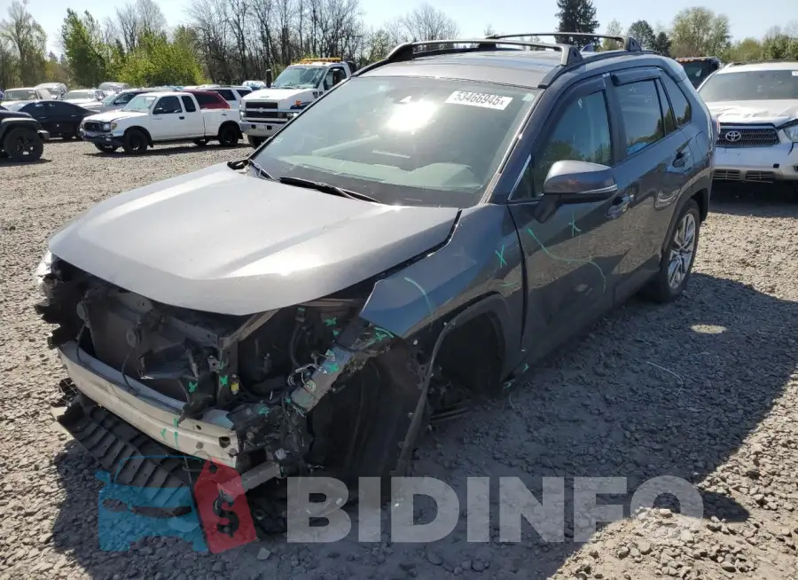 2T3A1RFV6MC237247 Photo# 1