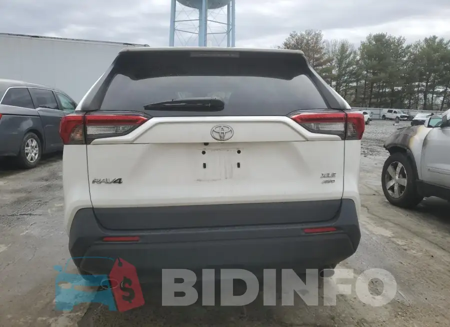 2T3P1RFV6MC216523 Photo# 6