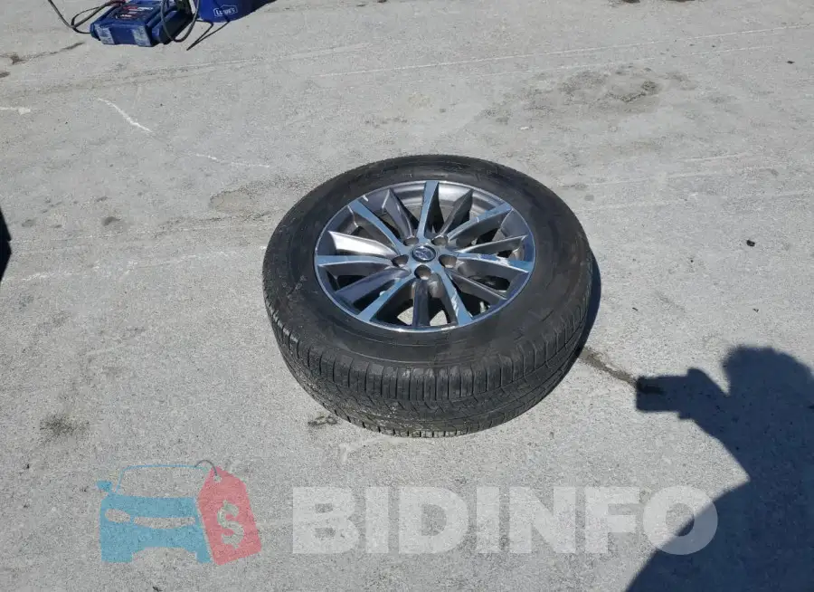 5TDJZRFH6JS895018 Photo# 13