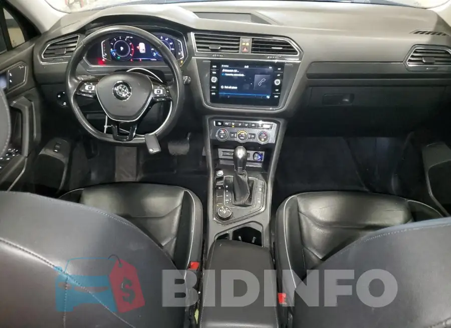 3VV4B7AX9KM117898 Photo# 8