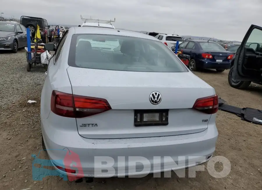 3VW2B7AJ5JM257928 Photo# 6