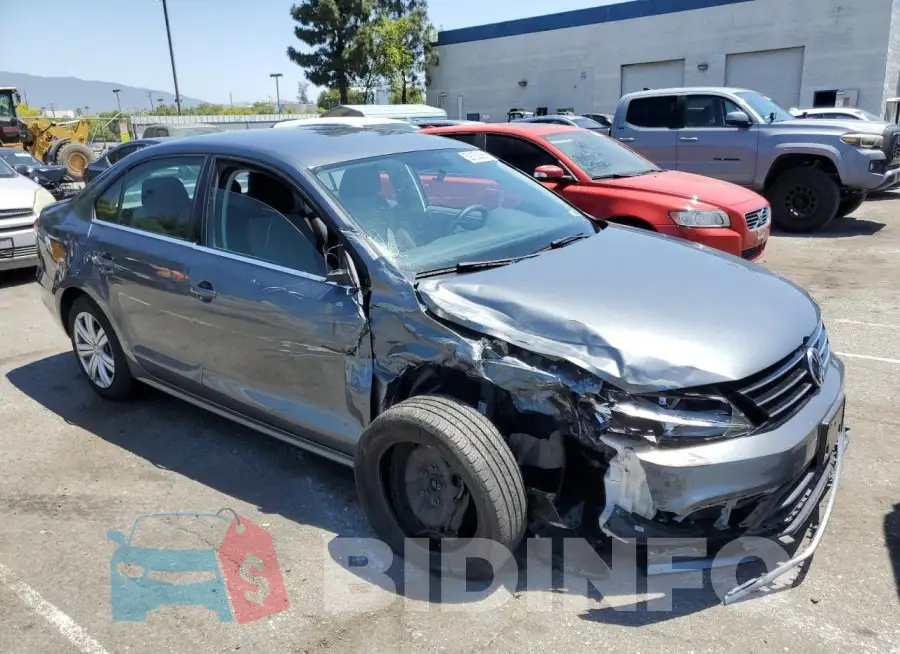 3VW2B7AJ6HM272917 Photo# 4
