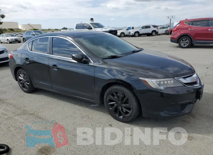 19UDE2F35JA004218 Photo# 4
