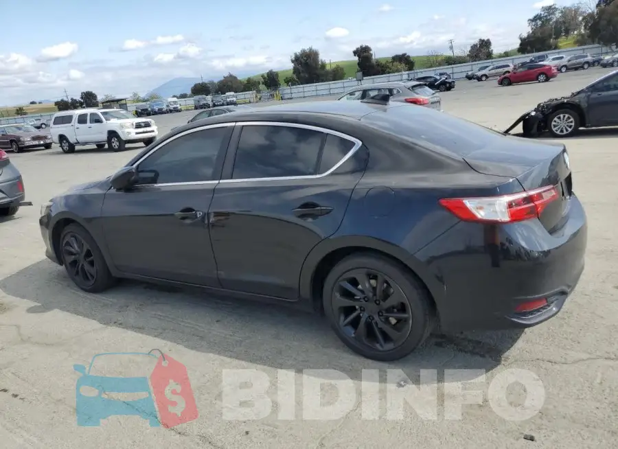 19UDE2F35JA004218 Photo# 2