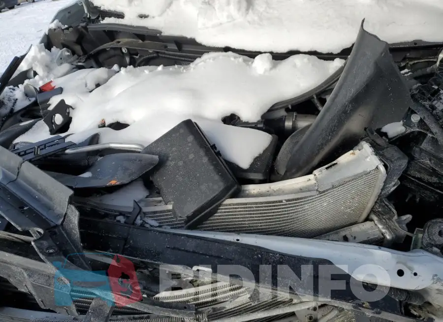 1GT49REY7RF389160 Photo# 11