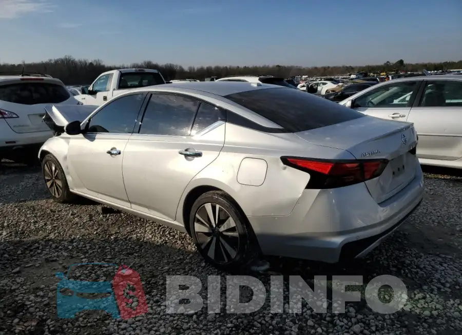 1N4BL4EV6LC186082 Photo# 2