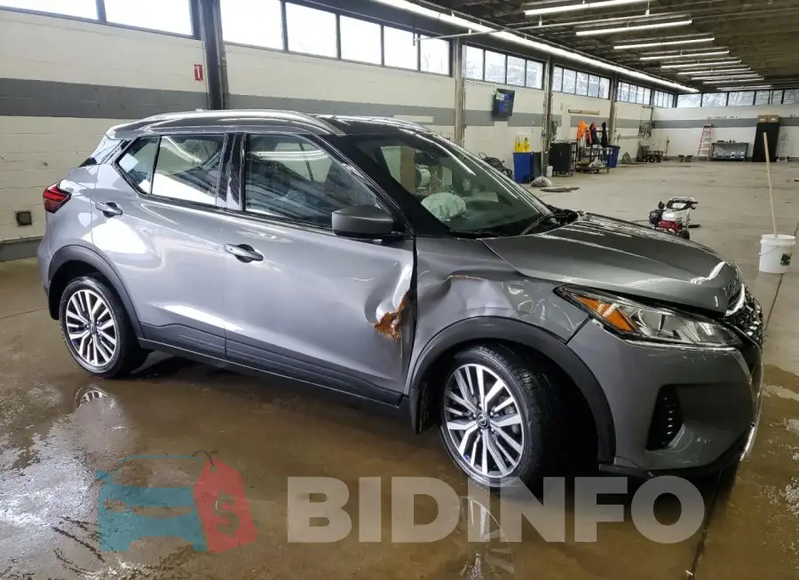 3N1CP5CV3PL504863 Photo# 4