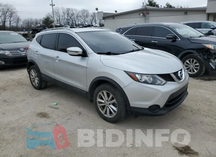 JN1BJ1CP5HW015285 Photo# 4